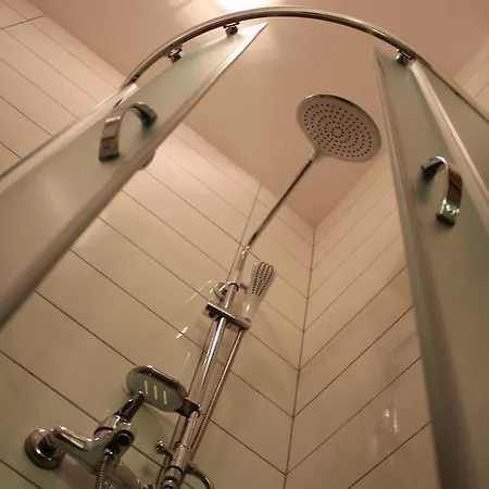 Elg 招待所 波斯托伊纳