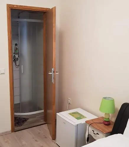 Elg Pensjonat Postojna